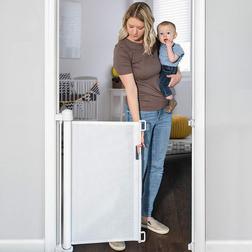 YOOFOR Retractable Baby Gate, Extra Wide Safety Kids or Pets Gate, 33” Tall, Extends to 55” Wide