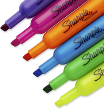 Load image into Gallery viewer, Sharpie Tank Highlighters 6 CASE PACK, Chisel Tip, Assorted Colours, 12 Count X 6 (72 TOTAL HIGHLIGHTERS)
