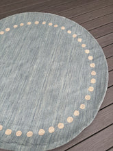 Load image into Gallery viewer, 5' Round Antaeus area Rug