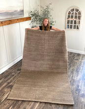 Load image into Gallery viewer, 5' x 8' Morano Hand Woven Flatweave Wool/Cotton Taupe