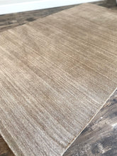 Load image into Gallery viewer, 5' x 8' Morano Hand Woven Flatweave Wool/Cotton Taupe