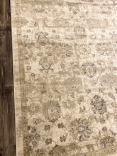 Load image into Gallery viewer, 5' x 7' Luxe Valencia Anthracite Area Rug