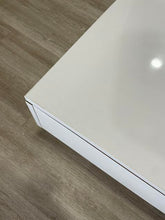 Load image into Gallery viewer, Modern Minimalist Design 31.5*31.5In Square Coffee Table With Detachable Tray with LED Lights