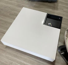 Load image into Gallery viewer, Modern Minimalist Design 31.5*31.5In Square Coffee Table With Detachable Tray with LED Lights
