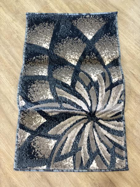 Kimbrel 2' x 3' Floral Indoor Rug