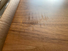 Load image into Gallery viewer, Longlier Butterfly Leaf Dining Table