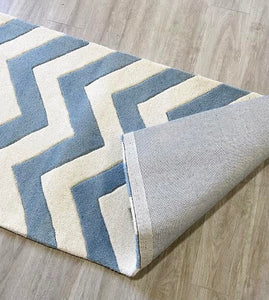 Teresita 2'3" x 5 ' Chevron Hand-Tufted Wool Blue/Ivory Area Rug
