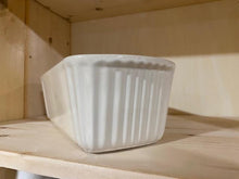 Load image into Gallery viewer, Emile Henry Loaf Baking Dish, Clay