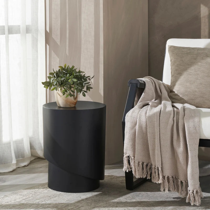 Domus Indoor/Outdoor Side Table
