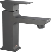 Load image into Gallery viewer, Stufurhome Adler Single Hole Faucet in Matte Black