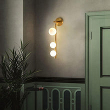 Load image into Gallery viewer, Mord 3 - Light Gold Armed Sconce