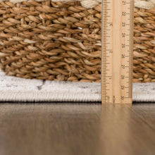 Load image into Gallery viewer, 7&#39;10&quot; Round Batty Floral Indoor Rug