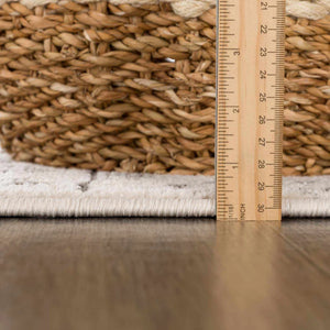 7'10" Round Batty Floral Indoor Rug