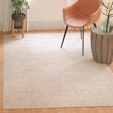 Load image into Gallery viewer, 5' x 8' Esteban Handmade Tufted Wool Indoor Area Rug in Light Grey