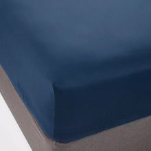 Load image into Gallery viewer, TWIN/TWIN XL 400 Thread Count Performance Fitted Sheet - Threshold™ - Metallic Blue
