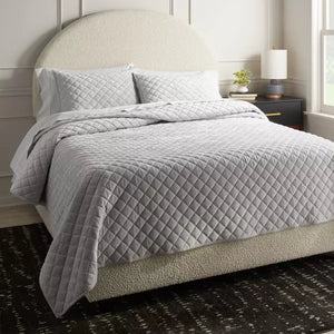 King Luxe Diamond Stitch Velvet Quilt - Threshold™