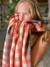 Load image into Gallery viewer, Lili &amp; Maddi Neve Coral Scarf