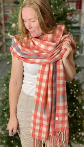 Lili & Maddi Neve Coral Scarf