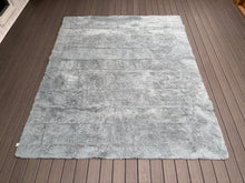 Load image into Gallery viewer, 8&#39; x 10&#39; Shahen Indoor Rug Grey