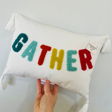 Load image into Gallery viewer, Decorative Pillow ‘Gather’