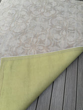 Load image into Gallery viewer, 5&#39; x 7&#39; Rekha Performance Wool Geometric Rug