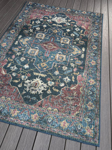 5' x 7'6" Gelo Oriental Indoor Rug