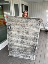 Load image into Gallery viewer, 3&#39; x 5&#39; Brandt Floral Grey Area Rug