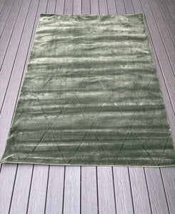5'3" x 7'7" Revive Performance Geometric Rug