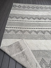 Load image into Gallery viewer, 8&#39; x 10&#39; Jacques Hand Woven Wool/Cotton Striped Rug in Grey/Ivory