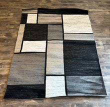 Load image into Gallery viewer, 5&#39;3&quot; x 7&#39;3&quot; Astika Geometric Grey/White/Black Area Rug