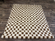 Load image into Gallery viewer, 6'7" x 9' Carmin Checkered Indoor Rug