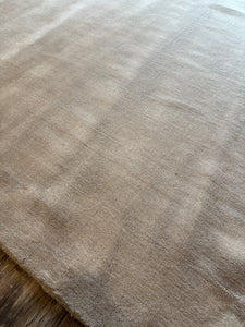 6' x 9' Lahjar Speckled Wool Blend Area Rug