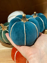 Load image into Gallery viewer, 10 PK Jewelled Pumpkin Fall Decor Set