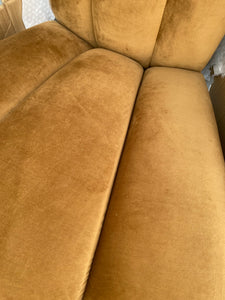 90” Iyleena Upholstered Sectional Caramel