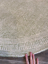 Load image into Gallery viewer, 6&#39; Katracy Abstract Hand Tufted Wool Geometric Rug