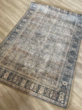 Load image into Gallery viewer, 5&#39; x 7&#39;6 Vache Oriental Grey/Beige Area Rug