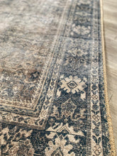 Load image into Gallery viewer, 5&#39; x 7&#39;6 Vache Oriental Grey/Beige Area Rug