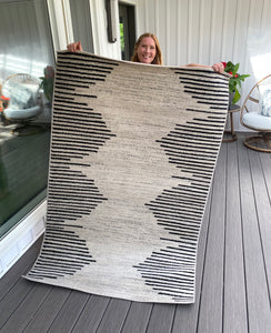 Bohemian Stripe 4' x 6' Area Rug