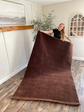 Load image into Gallery viewer, 5&#39; x 8&#39; Lahjar Speckled Wool Blend Area Rug