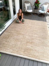 Load image into Gallery viewer, Gracie Oaks 7&#39;10&quot; x 10&#39;2&quot; Vernard Area Rug