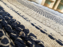 Load image into Gallery viewer, 6&#39; x 9&#39; Addilyn Striped Hand-Woven Flatweave Cotton Ivory/Navy Area Rug