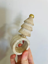 Load image into Gallery viewer, TAHARI Napkin Rings (4) – Christmas Trees Natural Wood with Gold Top Accents