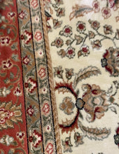Load image into Gallery viewer, 6&#39; x 9&#39; Klose Oriental Ivory/Rust Area Rug