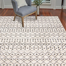 Load image into Gallery viewer, 8&#39; x 11&#39; Moroccan Trellis Area Rug in Grey/ Off White