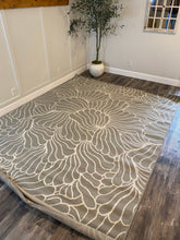 Load image into Gallery viewer, 8’ x 10’ SAFAVIEH Pyramid Collection Abstract Non-Shedding Area Rug