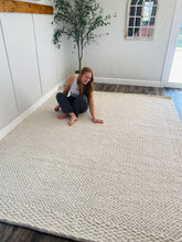 Load image into Gallery viewer, 8&#39; x 10&#39; Bowan Solid Color Hand Loomed Wool/Cotton Area Rug in Ivory