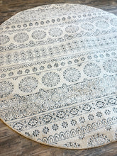 Load image into Gallery viewer, 7&#39;10&quot; Round Batty Floral Indoor Rug