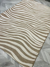 Load image into Gallery viewer, 5’ x 7’ Wavy Lines Threshold Area Rug