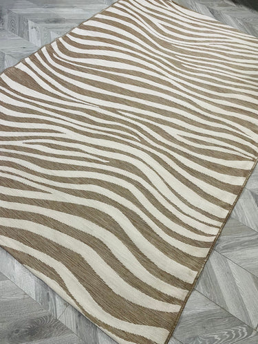 5’ x 7’ Wavy Lines Threshold Area Rug