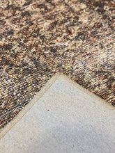 Load image into Gallery viewer, 5' x 7'6" Billie Oriental Tobacco/Rust Area Rug